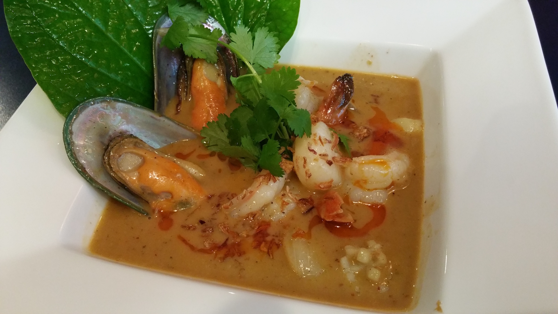 <p>世界で最も美味な料理ランキングで1位に選ばれたこともあるという『Mussaman Curry-Seafood』</p>
<p> </p>
